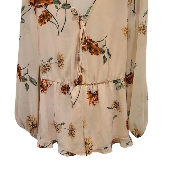 Forever 21 floral romper size medium - Picture 7 of 11